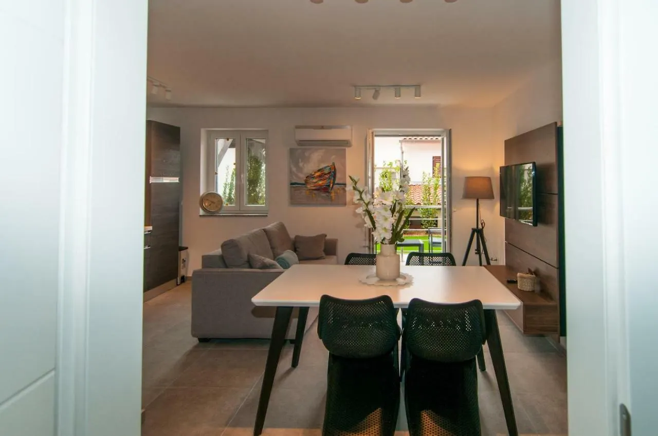 Apartment Villa Tina Mali Losinj