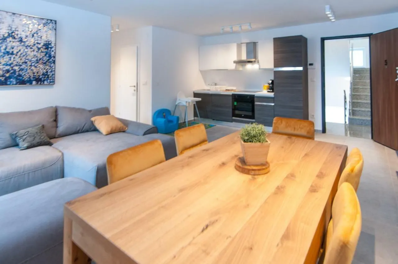 Villa Tina Mali Losinj Apartment