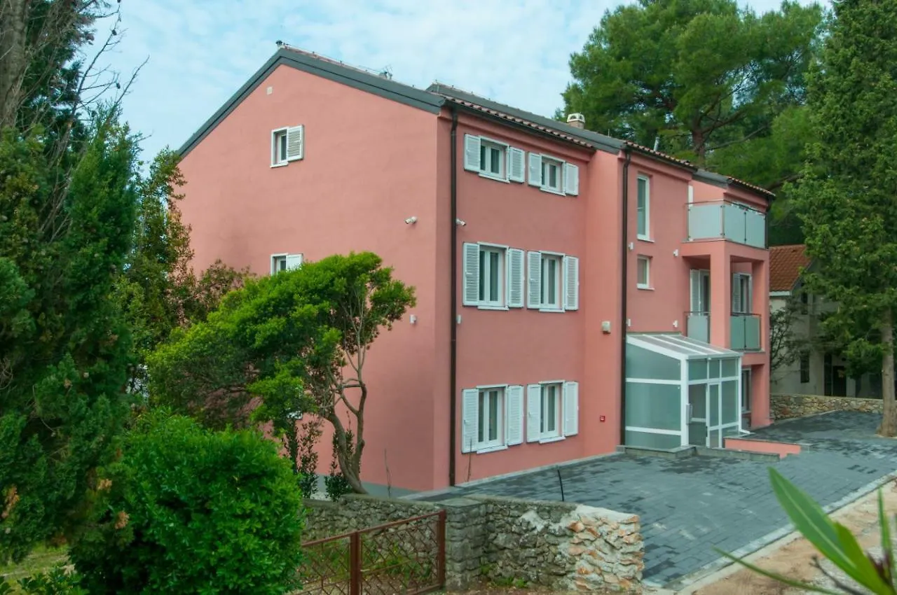 شقة مالي لوشينغْ Villa Tina